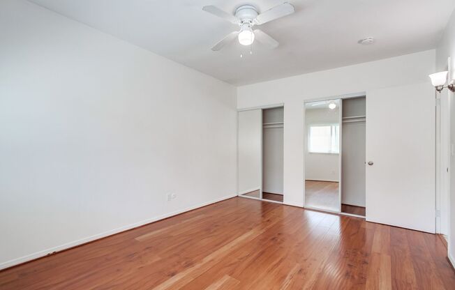 2 beds, 1 bath, 850 sqft, $2,450, Unit 10