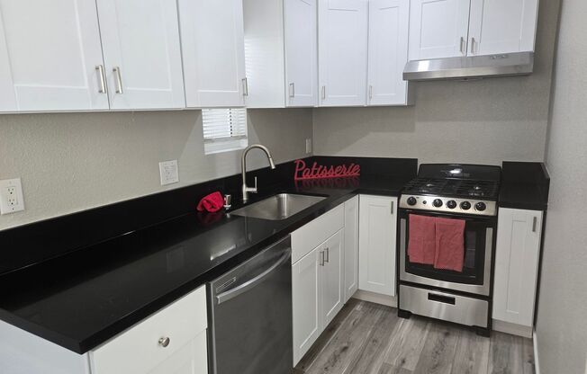 1 bed, 1 bath, $1,950