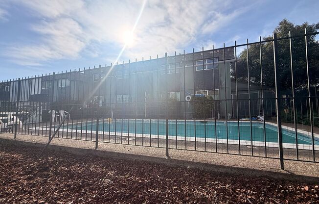 3343 3345 CRAWFORD ST SE