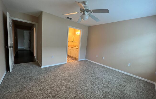 2 beds, 2 baths, $1,900