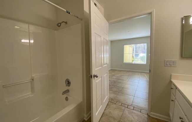 3 beds, 2 baths, 1,000 sqft, $2,963, Unit 30-301