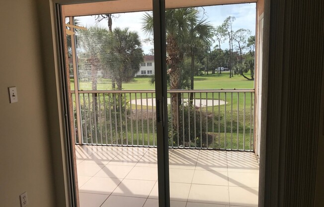Quail Forest Condo For Rent - Awesome view of the Golf Course!