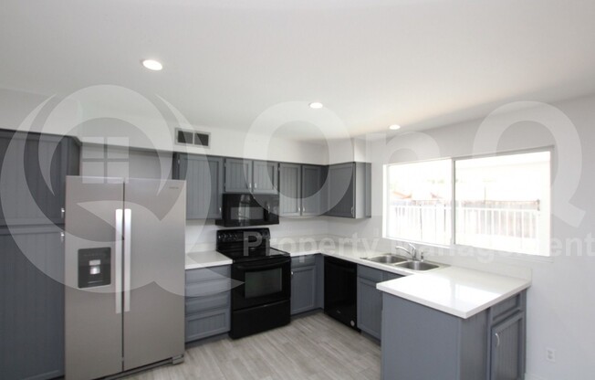 3304 N EL DORADO DR
