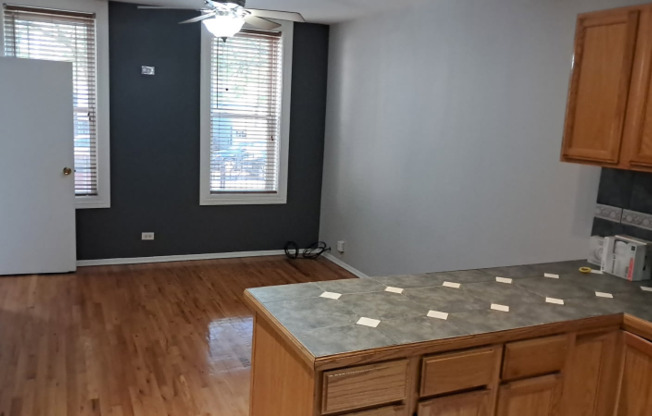 1524 W CORTEZ