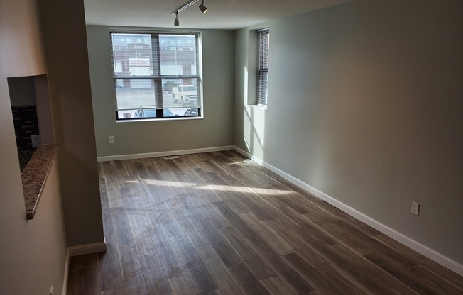 33 BRAINERD RD
