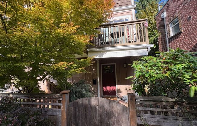 Ballard/Greenwood Townhouse