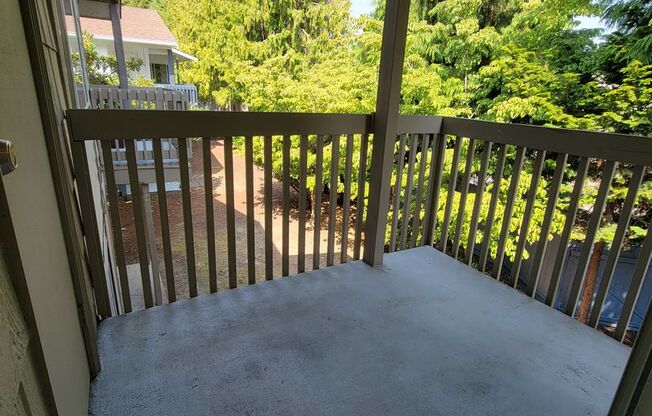 2 beds, 1 bath, 832 sqft, $1,750, Unit 210