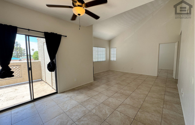 2 beds, 2 baths, $1,099, Unit UNIT 2034