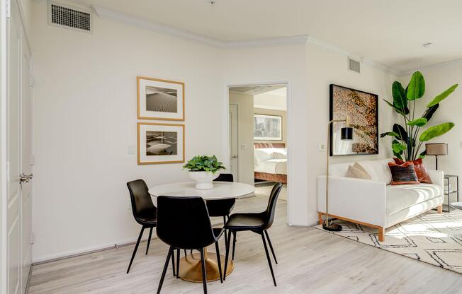 2 Bdrm-4.jpg