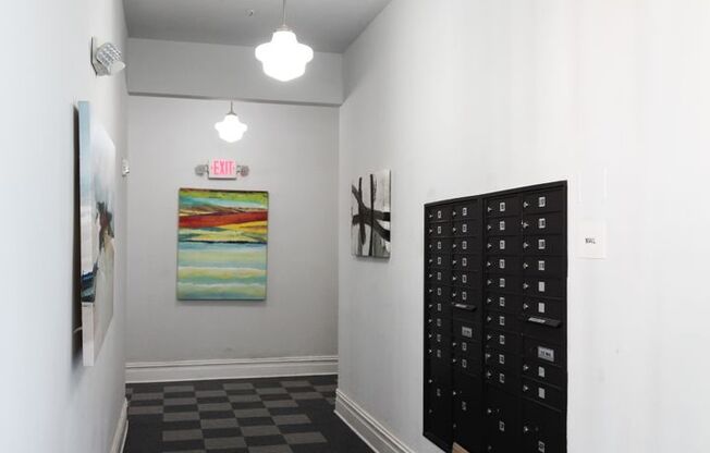 1 bed, 1 bath, 482 sqft, $1,325, Unit L108