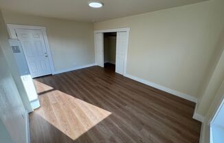 Studio, 1 bath, 380 sqft, $1,395, Unit 406