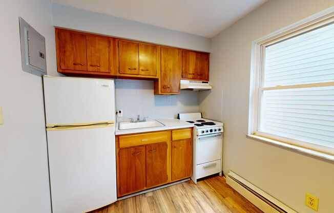 Studio, 1 bath, 448 sqft, $675, Unit Unit 6