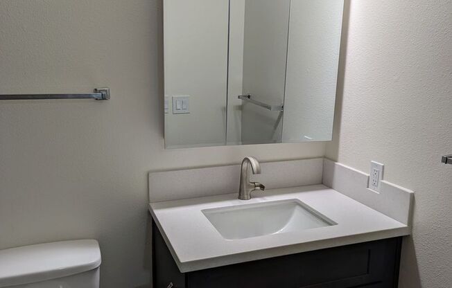 1 bed, 1 bath, 610 sqft, $1,695, Unit A207