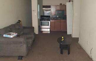 1 bed, 1 bath, 650 sqft, $1,000, Unit Unit 1