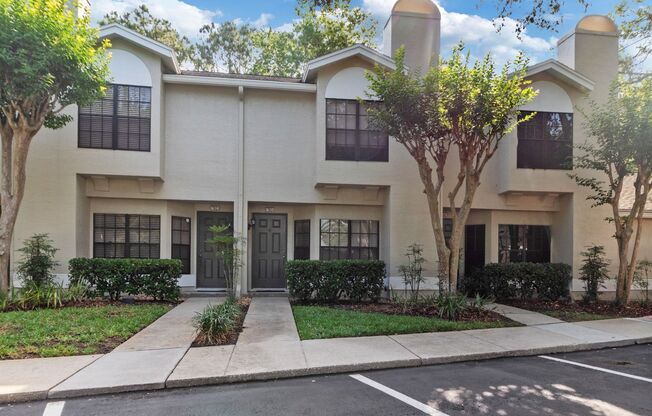 Tampa Palms 2 bed / 2.5 Bath Townhome for Lease!