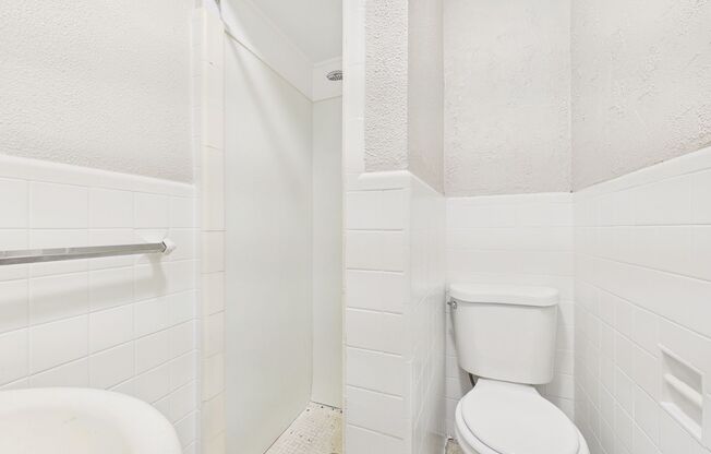 1 bed, 1 bath, 300 sqft, $845, Unit 1700 N 2nd #22