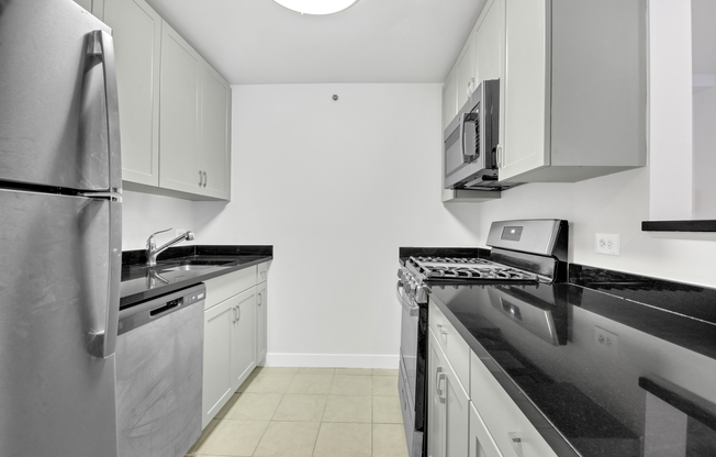 2 beds, 2 baths, $4,500, Unit B205