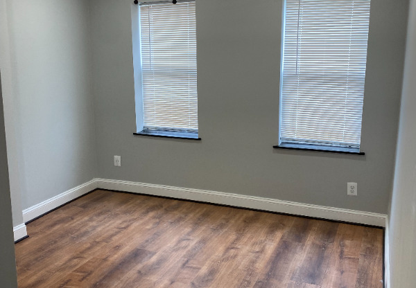 511 N PULASKI ST