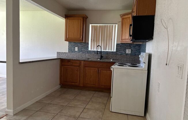 1 bed, 1 bath, 520 sqft, $1,495, Unit 201