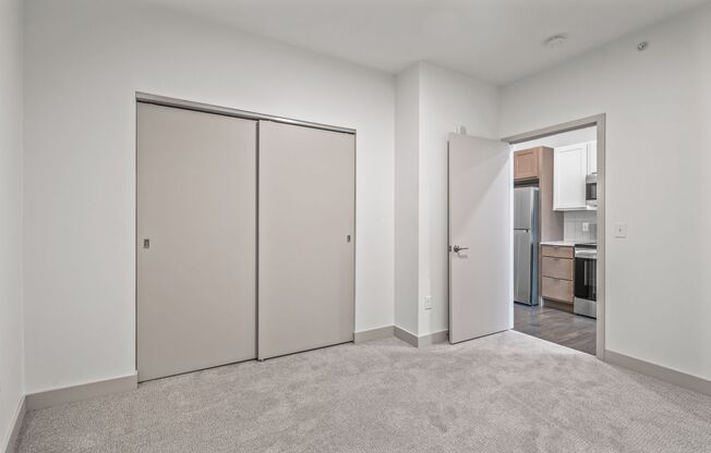 1 bed, 1 bath, 641 sqft, $1,398, Unit 324