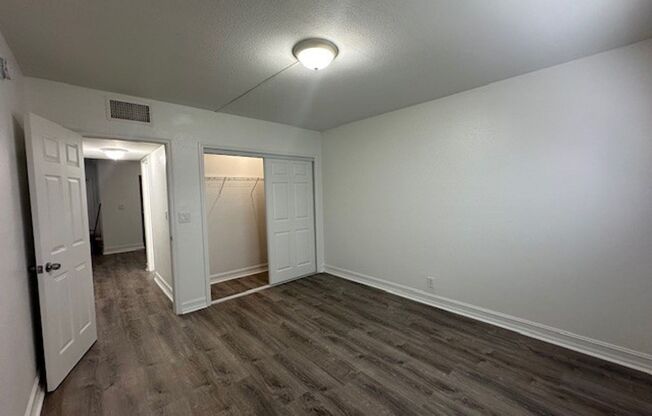 2 beds, 2 baths, 900 sqft, $1,995, Unit 206