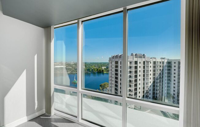 2 beds, 2 baths, $2,850, Unit #1911