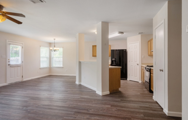 394 DANDELION LOOP