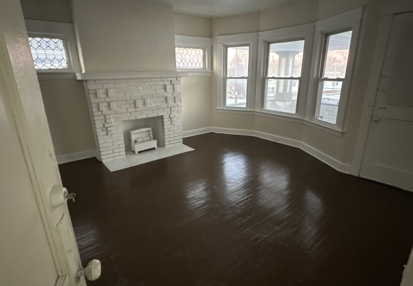 738 EDDY RD
