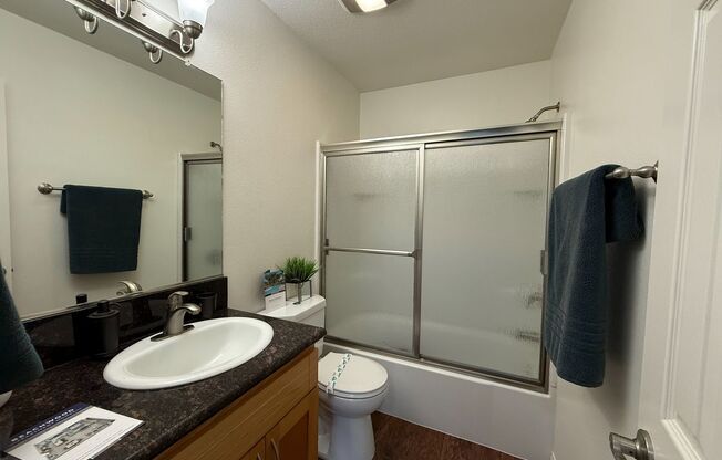 1 bed, 1 bath, 736 sqft, $2,150, Unit C060
