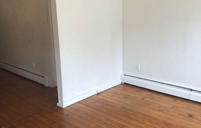 72 Mechanic St.