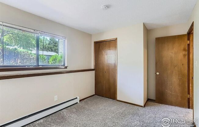 2 beds, 1 bath, $2,000