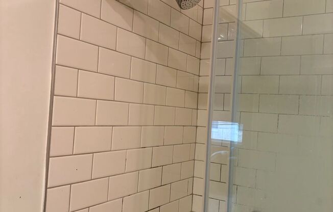 1 bed, 1 bath, $1,450, Unit 205