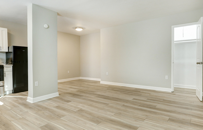 3916 CHAMBERLAYNE AVE