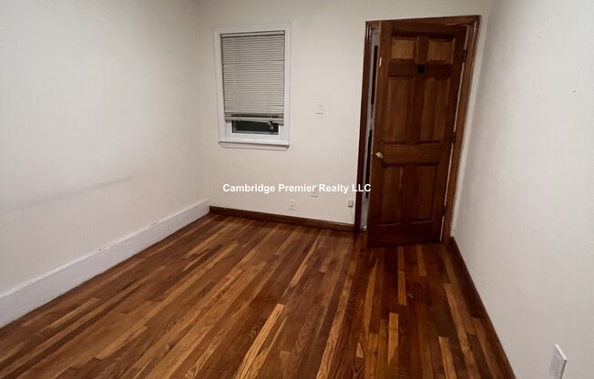 55 BONAIR ST