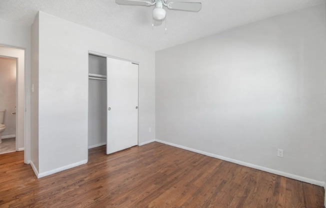 1st month free! Studio, 1 or 2 bedroom units available!