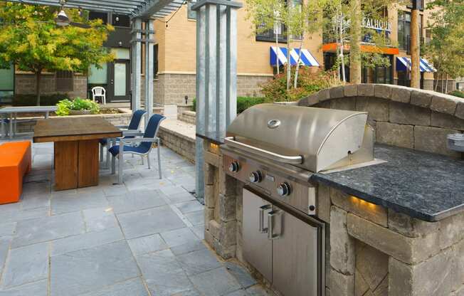 Marbella on Dean Outdoor patio and grill