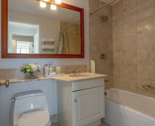 2 beds, 2 baths, 1,257 sqft, $8,000, Unit 27G