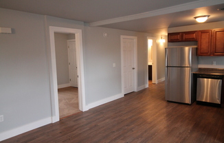 4 beds, 1 bath, 1,150 sqft, $1,450, Unit Unit 2