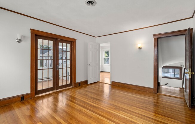 3 beds, 1.5 baths, 1,100 sqft, $3,150, Unit 38