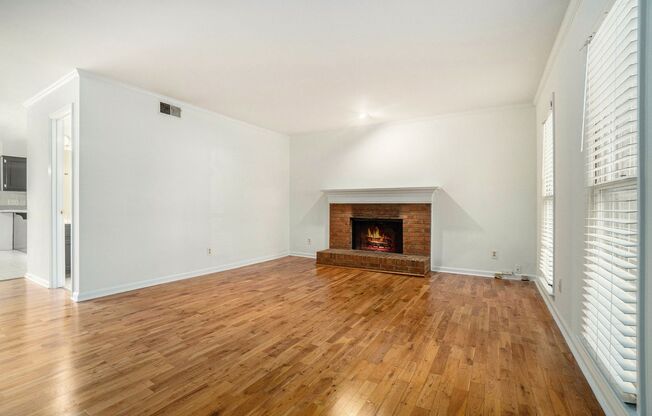 795 N Parkwood (Duplex)