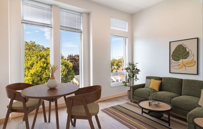 Studio, 1 bath, 425 sqft, $1,350, Unit 322