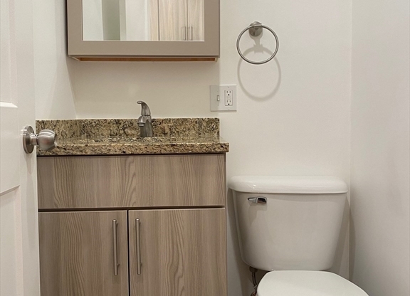 Studio, 1 bath, $1,550, Unit 6