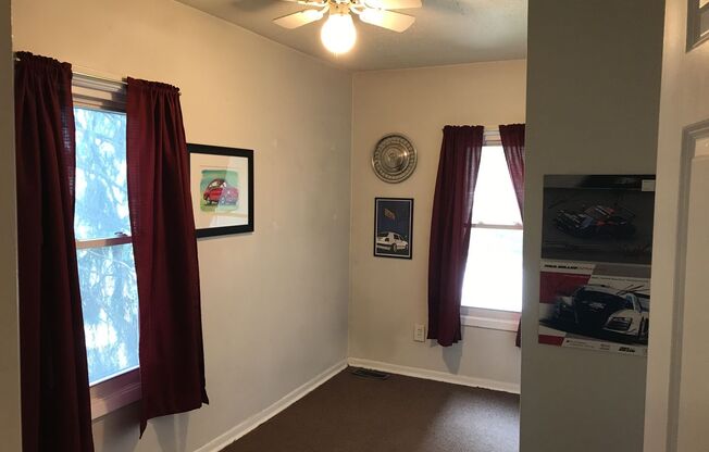 4 beds, 2 baths, $1,899