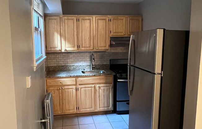 1 bed, 1 bath, $1,699, Unit A