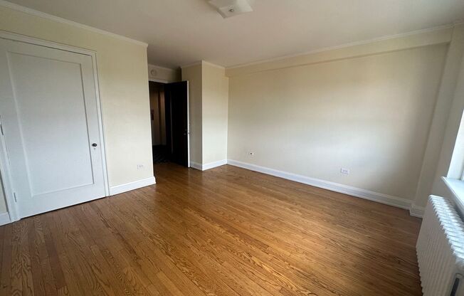 Studio, 1 bath, 301 sqft, $1,350, Unit Wellington 904