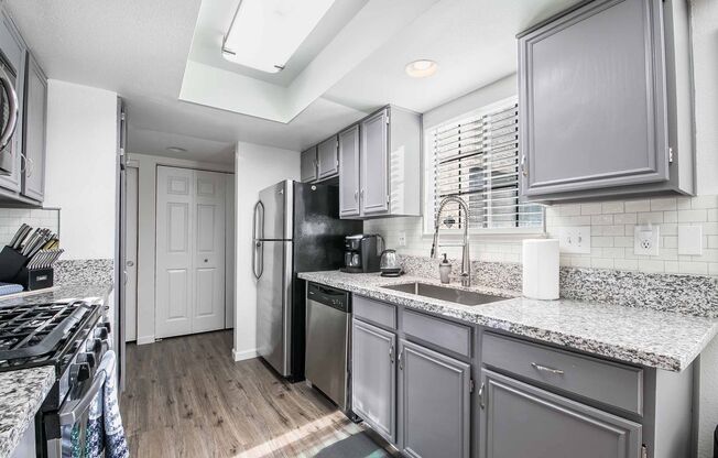 2 beds, 2 baths, $1,395