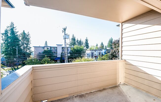 1 bed, 1 bath, 570 sqft, $1,675, Unit 1-201