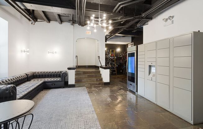 Studio, 1 bath, 204 sqft, $1,255, Unit 411