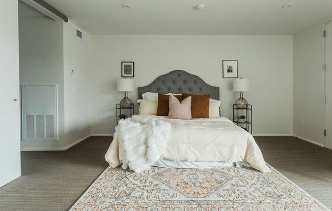 2 beds, 1.5 baths, 1,558 sqft, $2,065.85, Unit 306