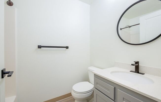 2 beds, 2 baths, 815 sqft, $2,350, Unit 2-101
